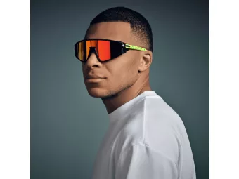 Oakley Latch Panel Gafas de Sol OO 9404 10