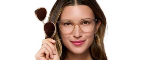 montura de gafas de mujer con clip-on